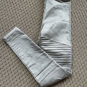 OOBERSWANK COATED HIGH WAISTED LIGHT SILVER MOTO LEGGINGS SIZE XS RETAIL:$138